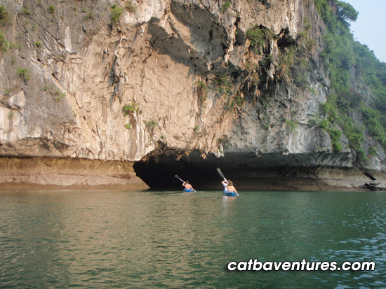 cat ba tourist boat, sailing boat in cat ba, sailing boat in ha long 2