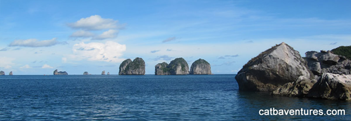 Lan Ha Bay – Ha Long Bay: Boat trip -Kayaking avoid the crowds.